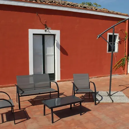 Vakantiehuis Il Giardino Dei Lucchesi - Country Houses Aci Catena